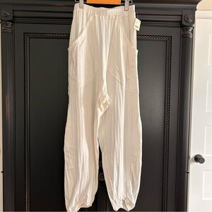Free People coffee chat joggers white loungewear Large